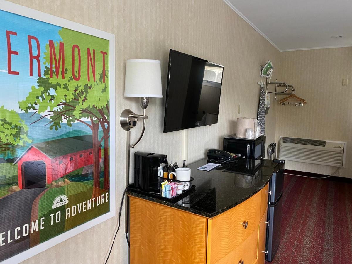בראטלבורו The Black Mountain Inn מראה חיצוני תמונה
