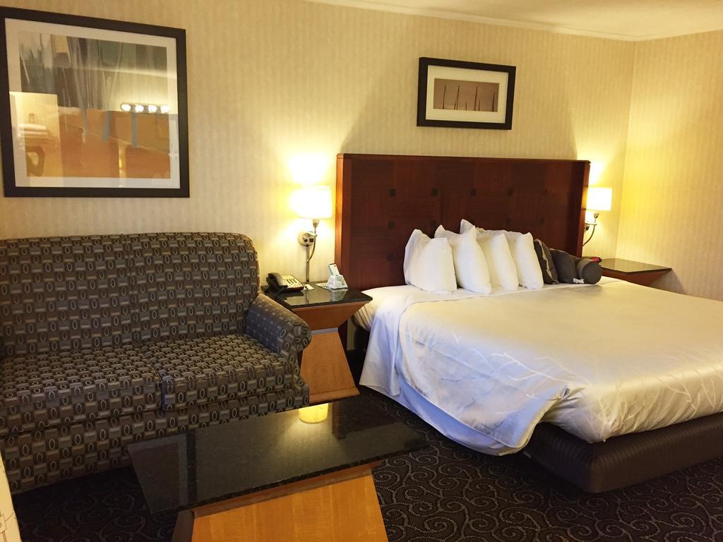 בראטלבורו The Black Mountain Inn מראה חיצוני תמונה